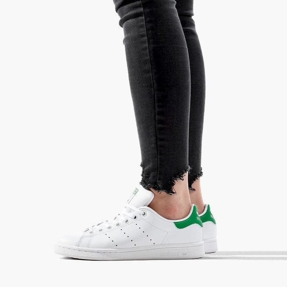 adidas Shoes - Adidas StanSmith Classic Green/White Sneaker Shoes